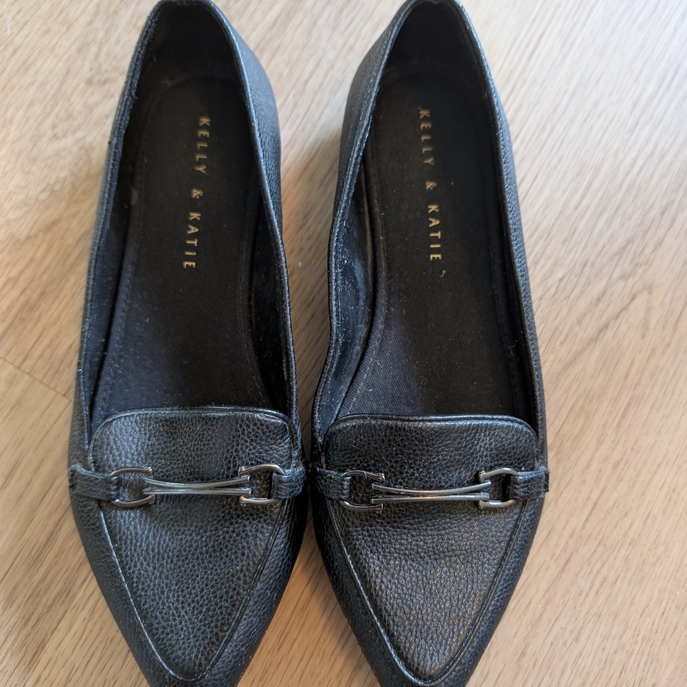 Kelly & Katie Black Loafers